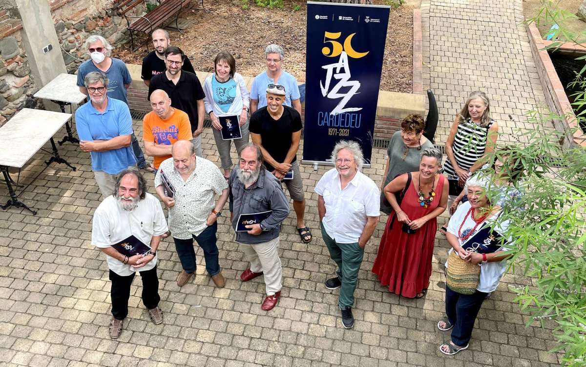 Membres de la comissió que ha organitzat els actes commemoratius del 50è aniversari de les Nits amb Jazz, el juliol passat al Museu-Arxiu Tomàs Balvey