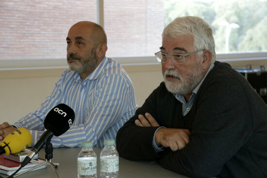 El cap de la Policia Local de Llinars del Vallès, Amado Ferreras, i l'alcalde del municipi, Martí Pujol