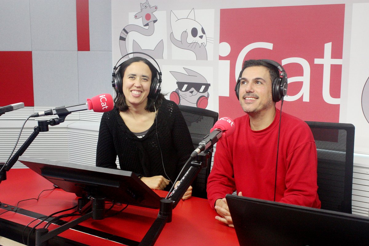 Laia Vidal i Franc Lluís, a l'estudi iCat