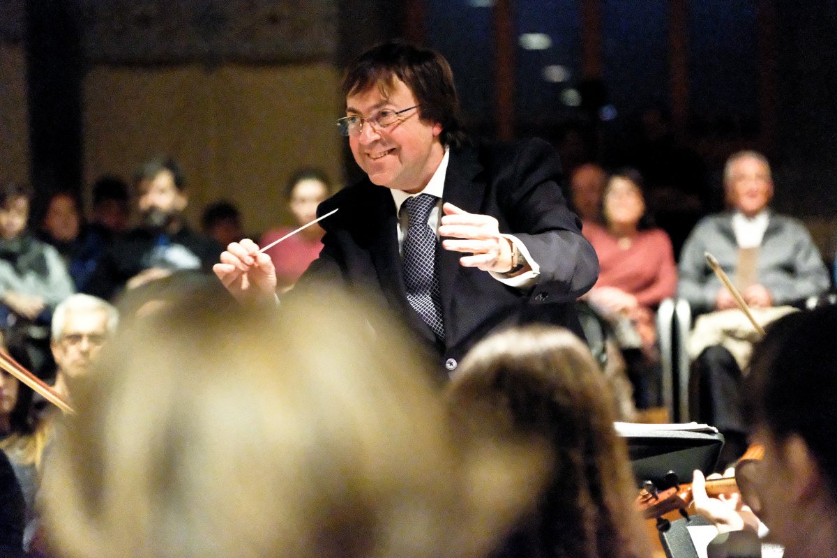 Josep Maria Sauret dirigeix el Jove Projecte Orquestral