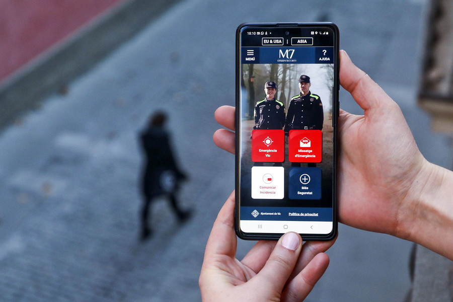 Vista principal de l'aplicació mòbil de la Guàrdia Urbana de Vic amb les tecles d'ús principals