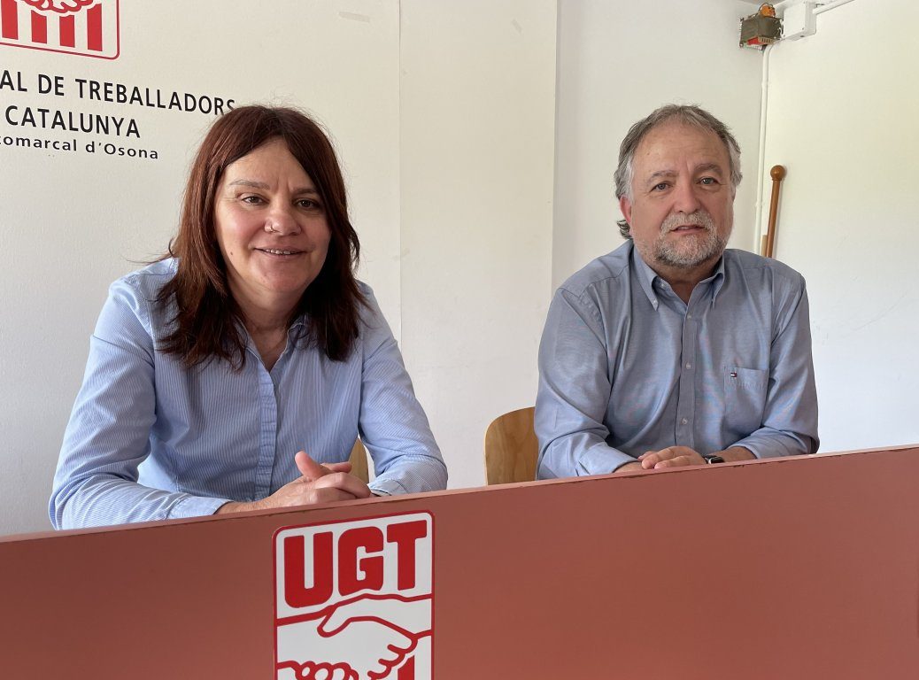 Mari Moyano i Pep González, aquest dijous, a la seu de la UGT Osona