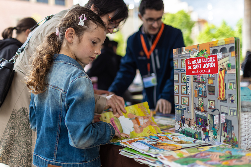 Parada de llibres a la Porxada de Granollers aquest dissabte de Sant Jordi