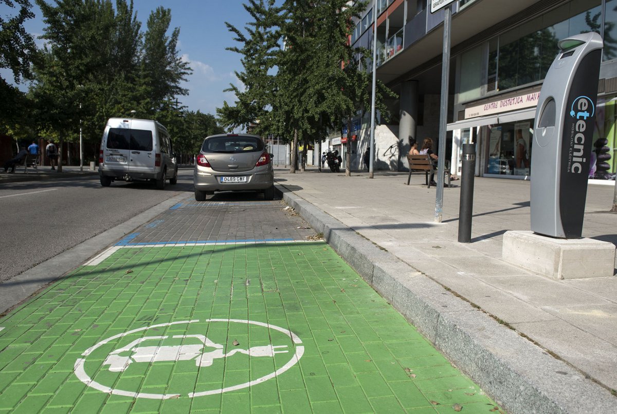 El punt de recàrrega de l'avinguda Burgos en una imatge d'arxiu