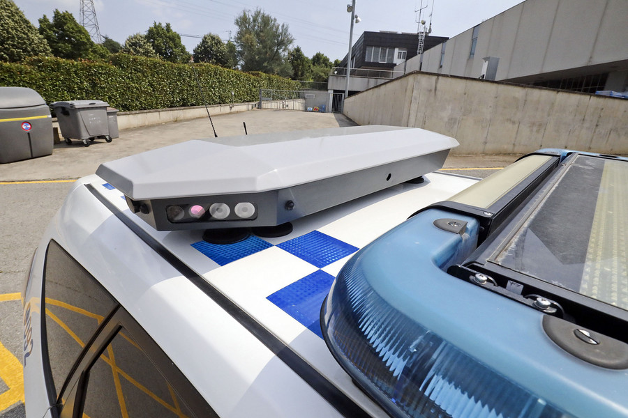 Imatge del Multacar, cotxe que permet registrar infraccions sense baixar del cotxe patrulla