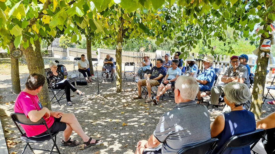 Un moment de la trobada, al parc de la Font Nova de Perafita