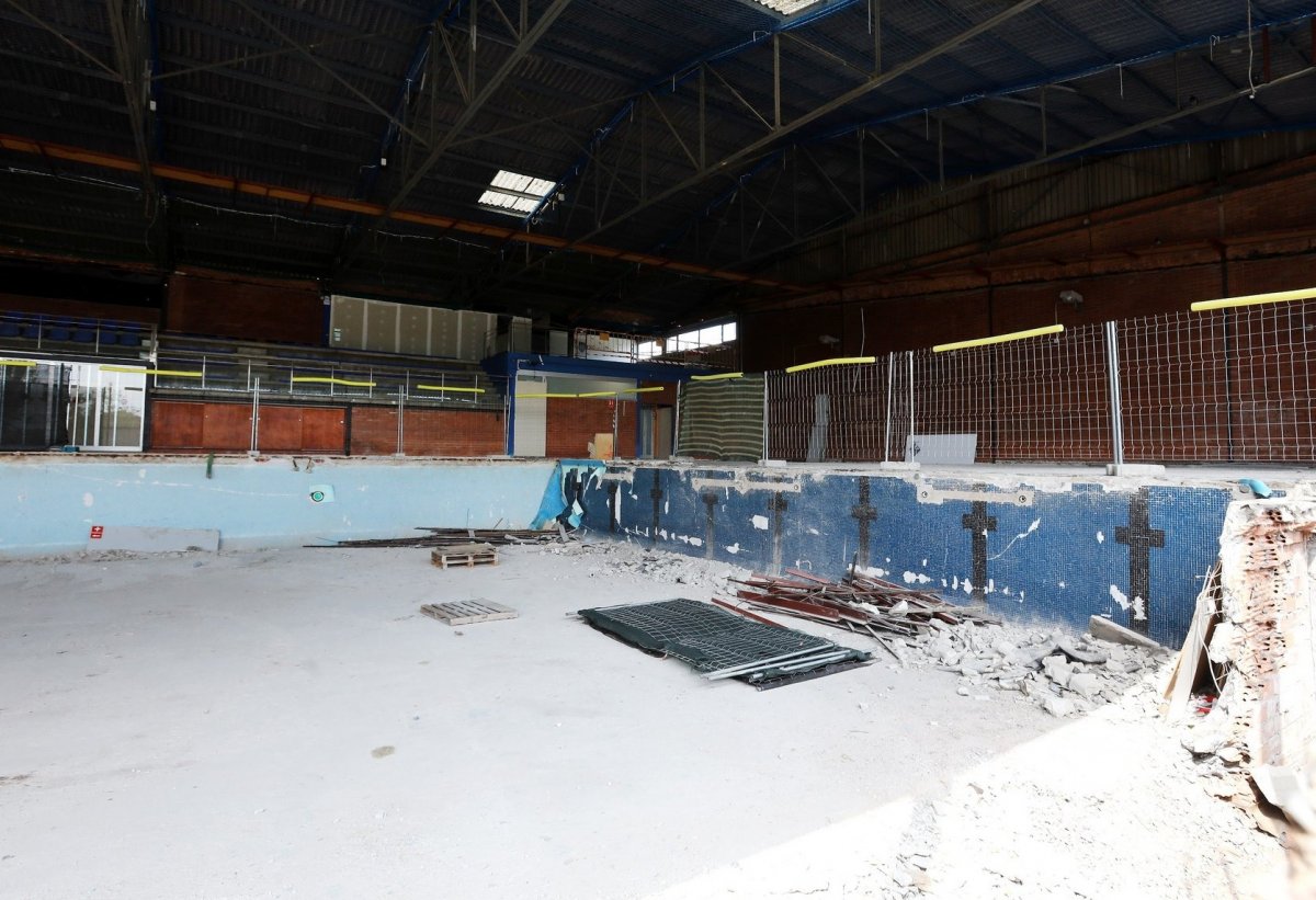 Les obres aturades de la piscina vella del CN Granollers