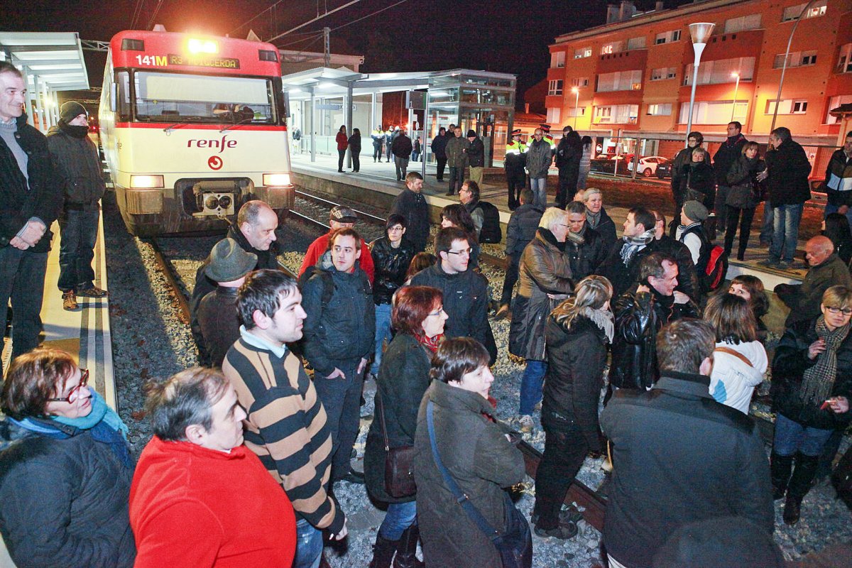 Les protestes per evitar que l'estació de Torelló quedés sense personal van ser l'origen del grup