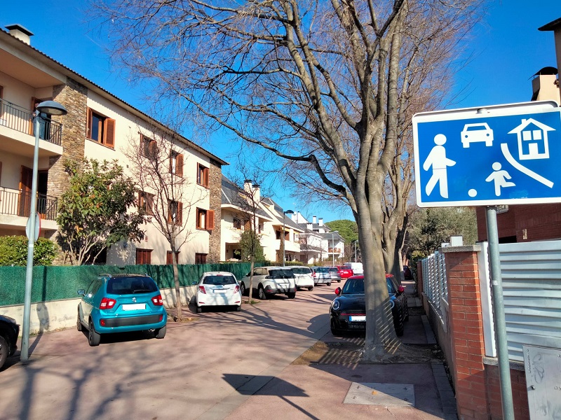 El tram del carrer Molí dels Lledó on es fa el canvi de circulació