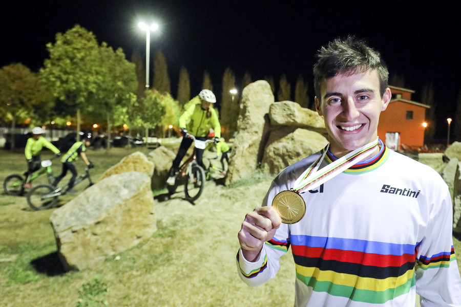 Finalment, campió del món de trial UCI