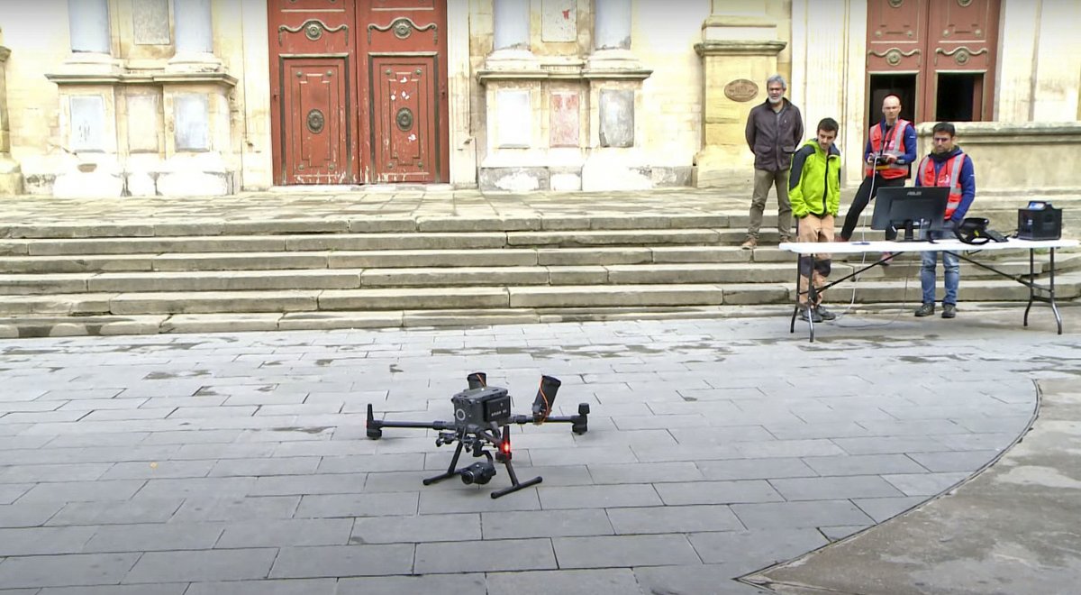 Aquest és el dron carregat de càmeres que utilitza l'empresa KPS Drons