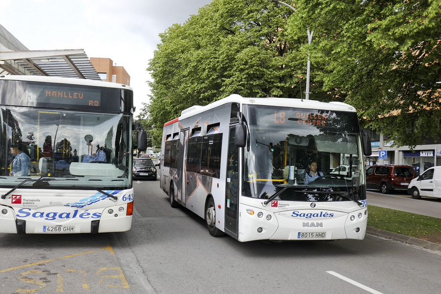 Vic lloga tres nous autobusos urbans mentre negocia acabar el vincle amb la Generalitat i Sagalés
