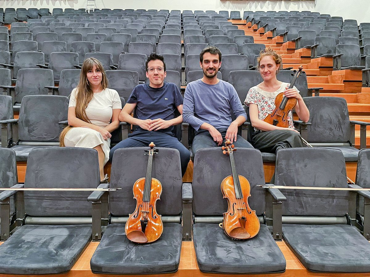 D'esquerra a dreta, Irma Bau, Ignasi Roca, Ernest Martínez i Sara Balasch, els osonencs de la Camerata Penedès