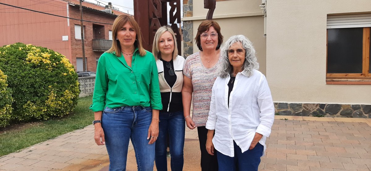 D'esquerra a dreta, Pamela Isús, Jésica Pérez, Susanna Martori i Dolores López, candidats a l'alcaldia de Sant Pere de Vilamajor