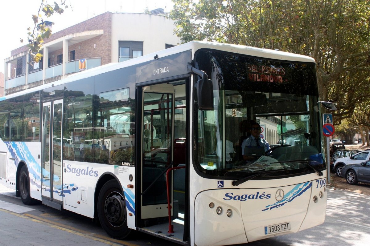 Un autobús a Vallromanes en una imatge d'arxiu