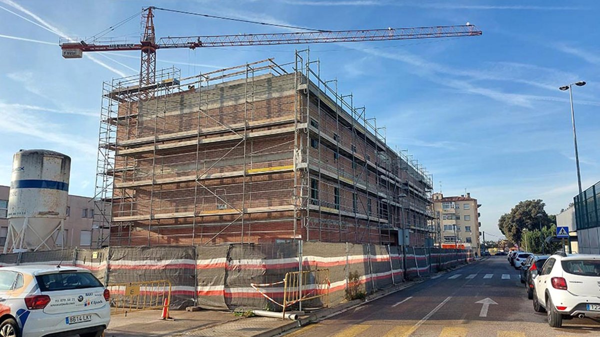 Les obres de la nova residència que es construeix a Montmeló