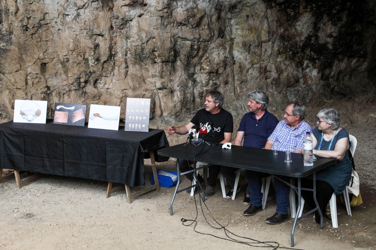D'esquerra a dreta, Jordi Rosell, Robert Sala, Dionís Guiteras i Maria Teresa Miró divendres durant la roda de premsa