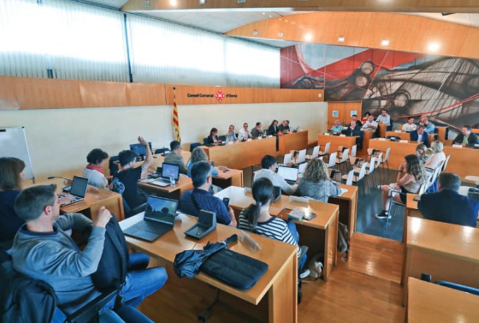 La sala de plens del Consell Comarcal d'Osona, en l'últim ple