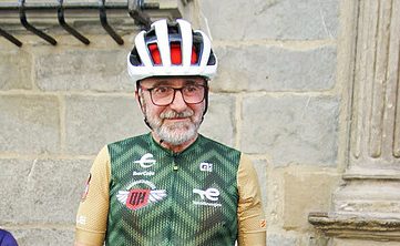 Josep Casserras, de Vic, ha corregut un munt de proves cicloturistes de més de 200 quilòmetres