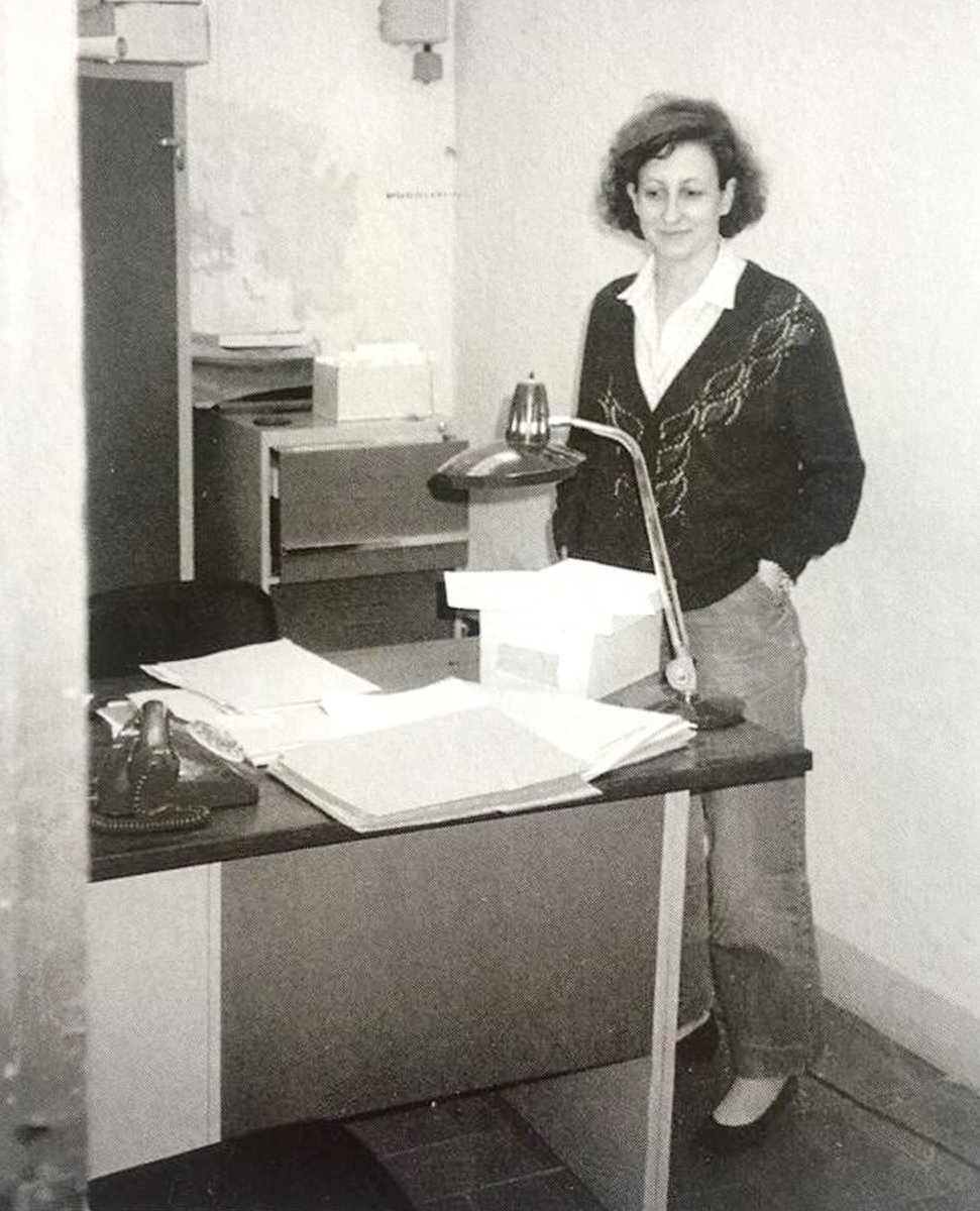 Montserrat Rof a l'escola l'any 1974