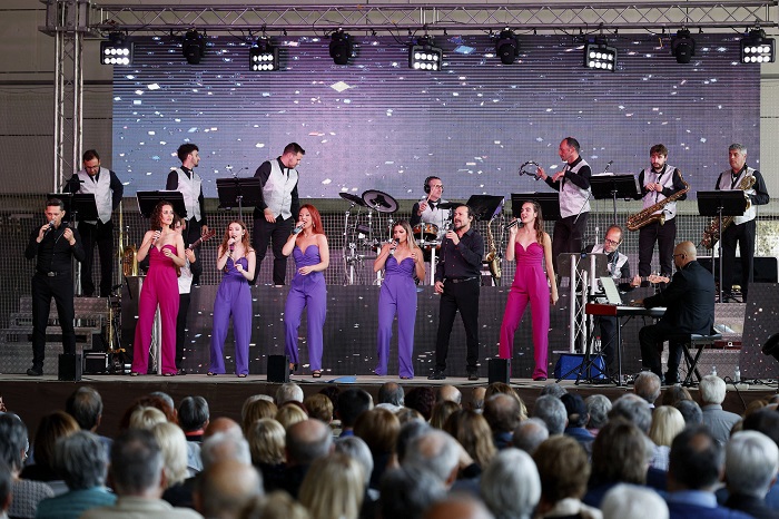 L'Orquestra Venus, una de les formacions que amenitzarà la festa major d'Olost
