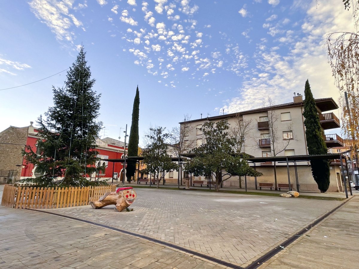 Vista de la plaça Catalunya de Sant Julià, amb l’estructura que es replicaria