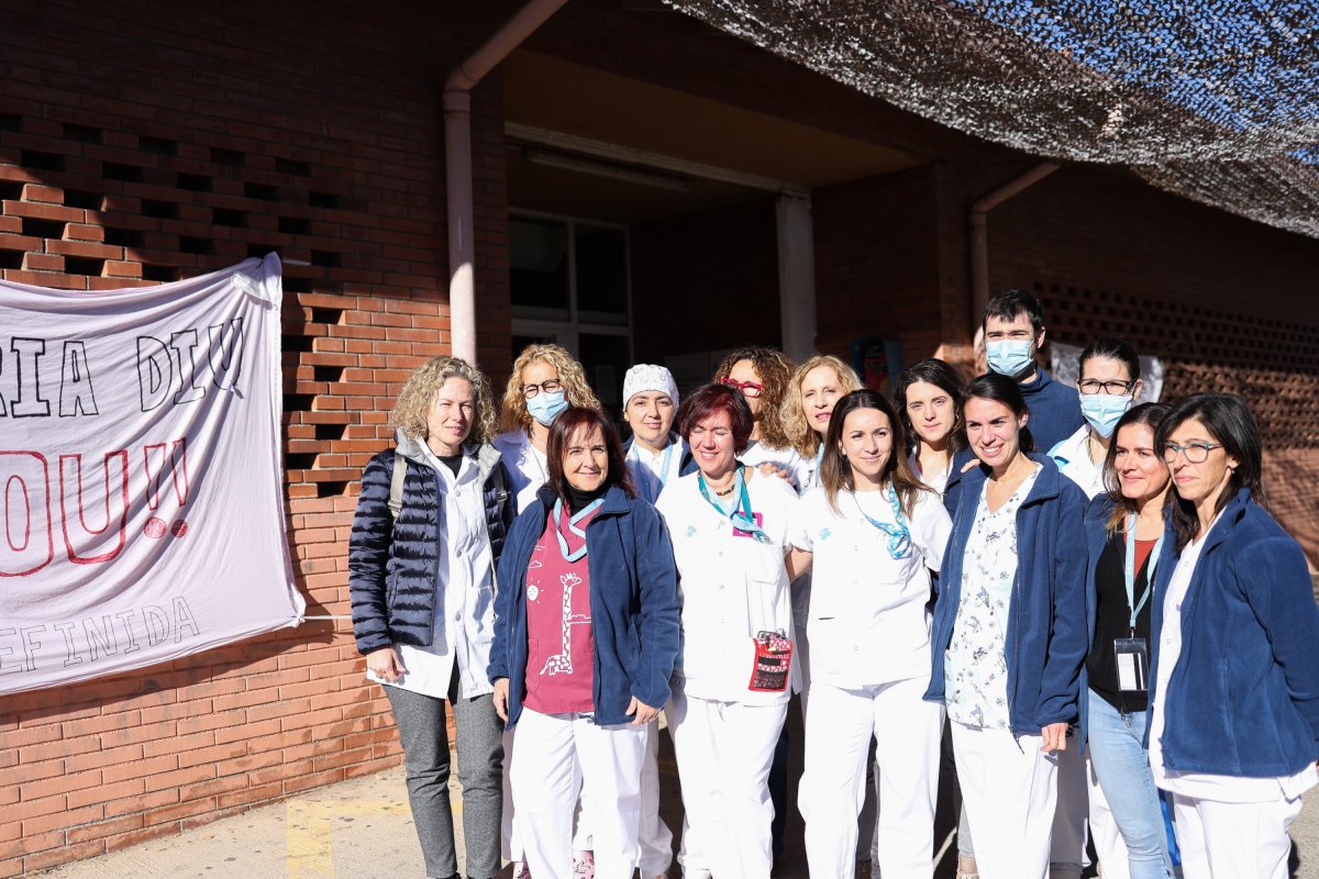 Sanitaris protestant al CAP de Manlleu