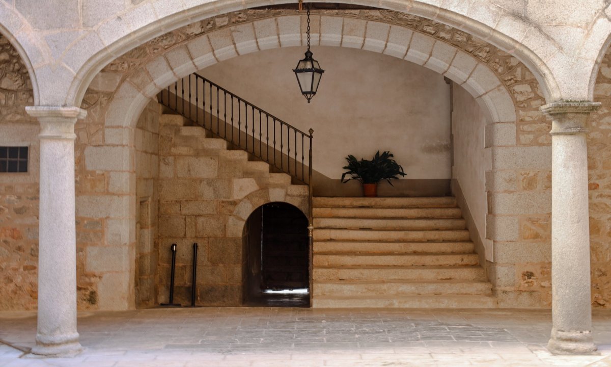 Interior del Castell de Llinars