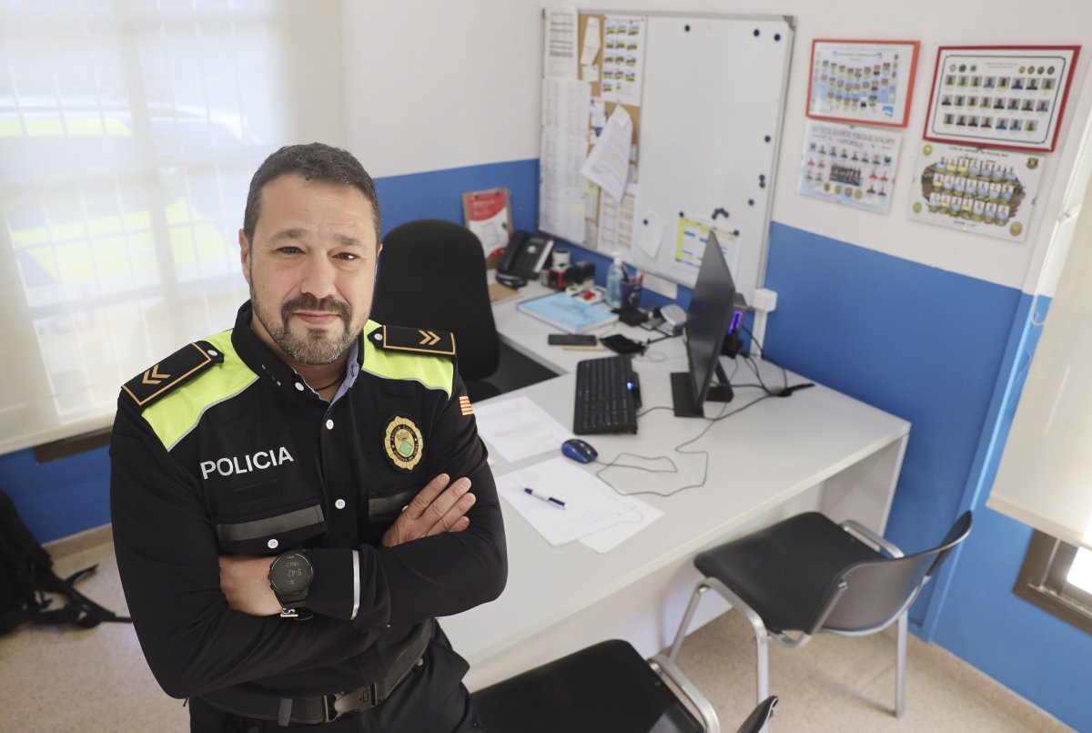 Joan Pastor al despatx de la Policia Local de Vilanova
