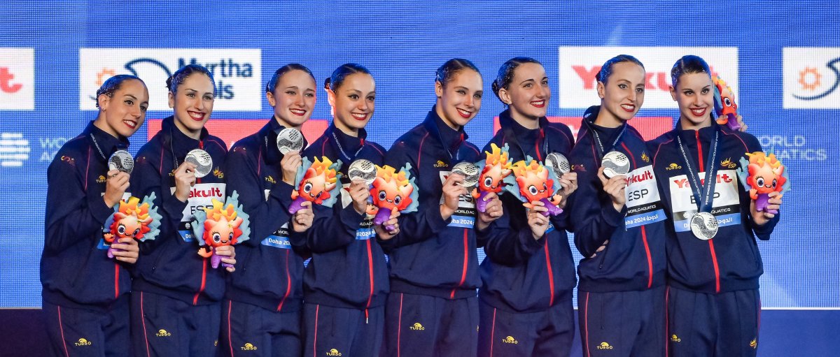 Espanya, amb Txell Mas (la primera a l'esquerra), ha aconseguit una medalla de plata al Mundial de Doha