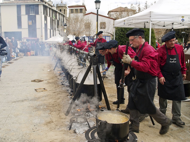 L'estesa d'olles on es va preparar l'escudella