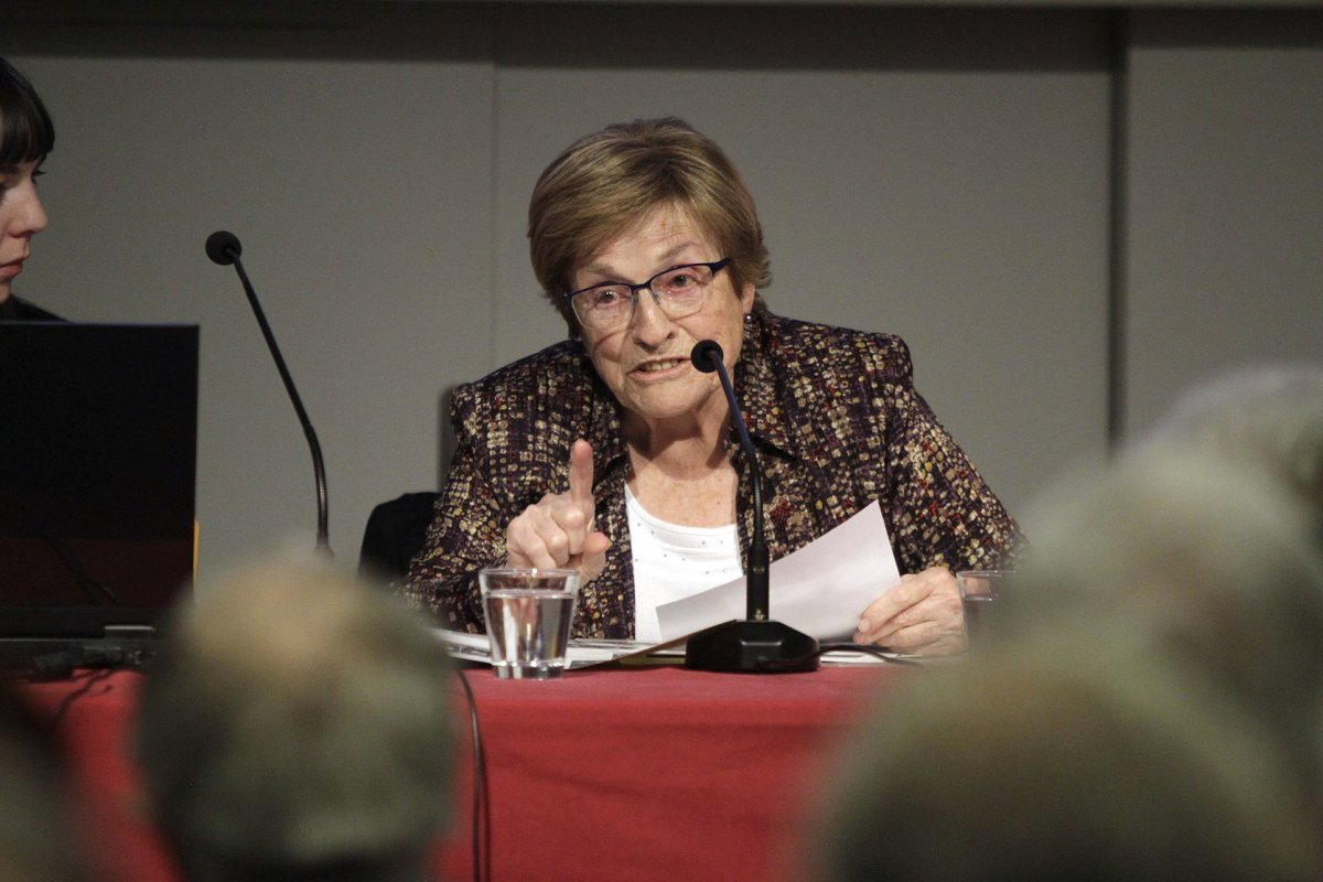 Anna Maria Palé, en una conferència a Can Jonch el 2015