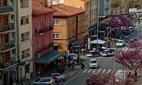 El bar escenari de l'incident és al passeig de la Generalitart amb la carretera de la Guixa