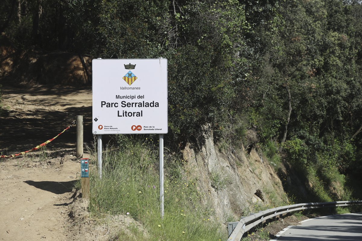 Un accés al Parc Serralada Litoral des de Vallromanes