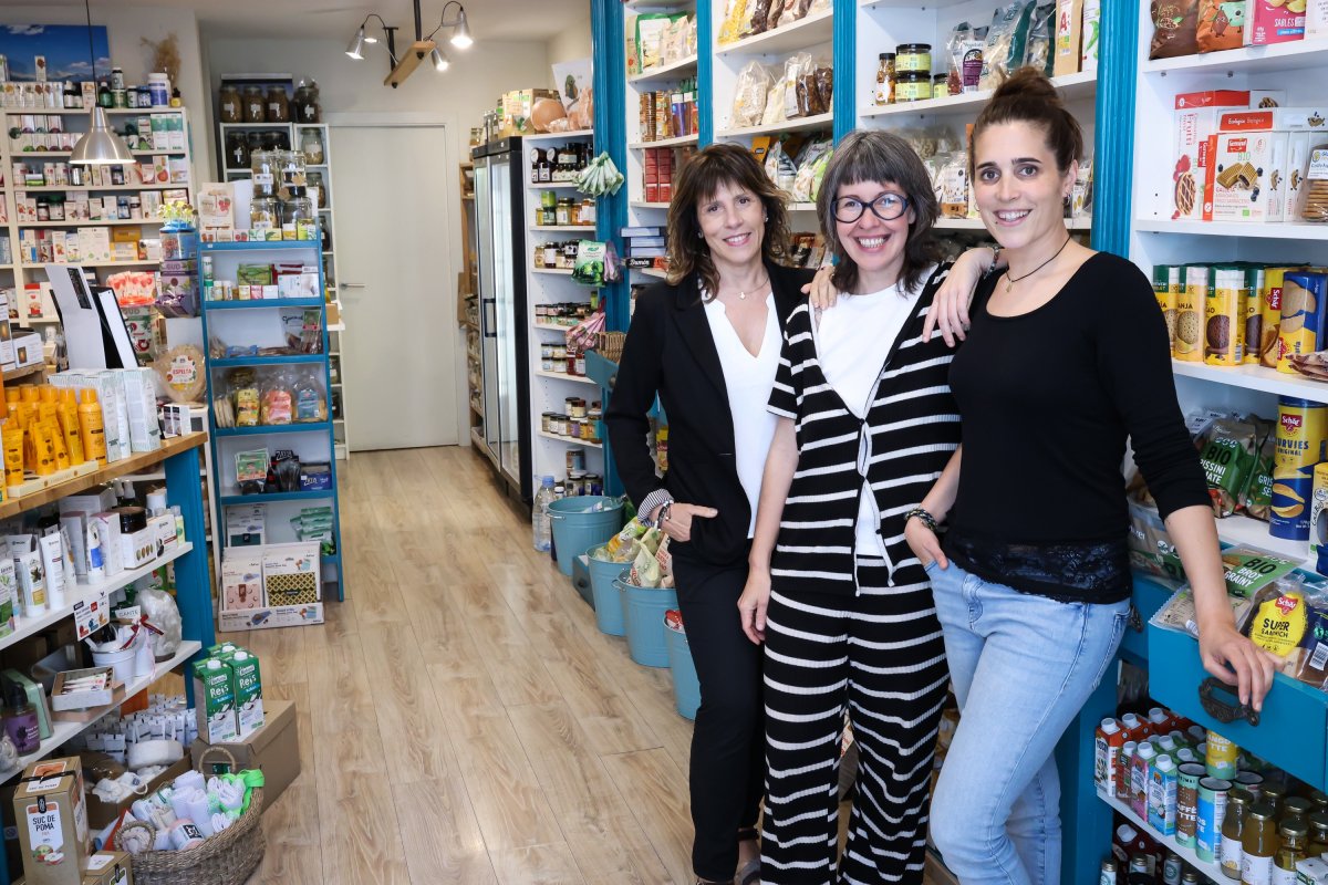 Rosa Font, Mireia Garriga i Anna Pous, dilluns a la botiga L’Origen