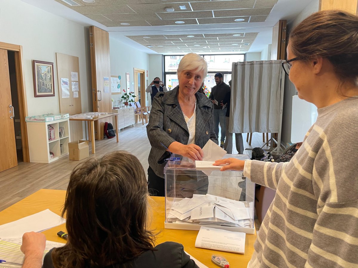 Margarida Feliu (ERC) ha votat poc després d'1/4 d'1 al Centre de Serveis de la Gent Gran de Viladrau