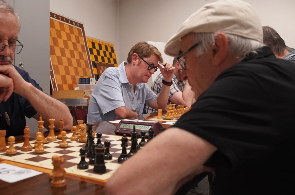 Detall d'una de les partides d'escacs disputades al Casino de Vic