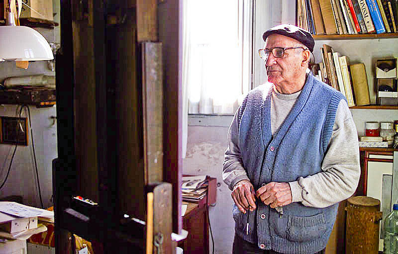 Josep Collell, a l’estudi, en els darrers anys de la seva vida en què havia recuperat l’activitat pictòrica