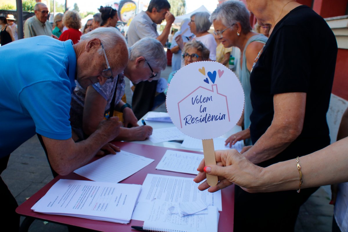 Recollida de firmes a Sant Julià