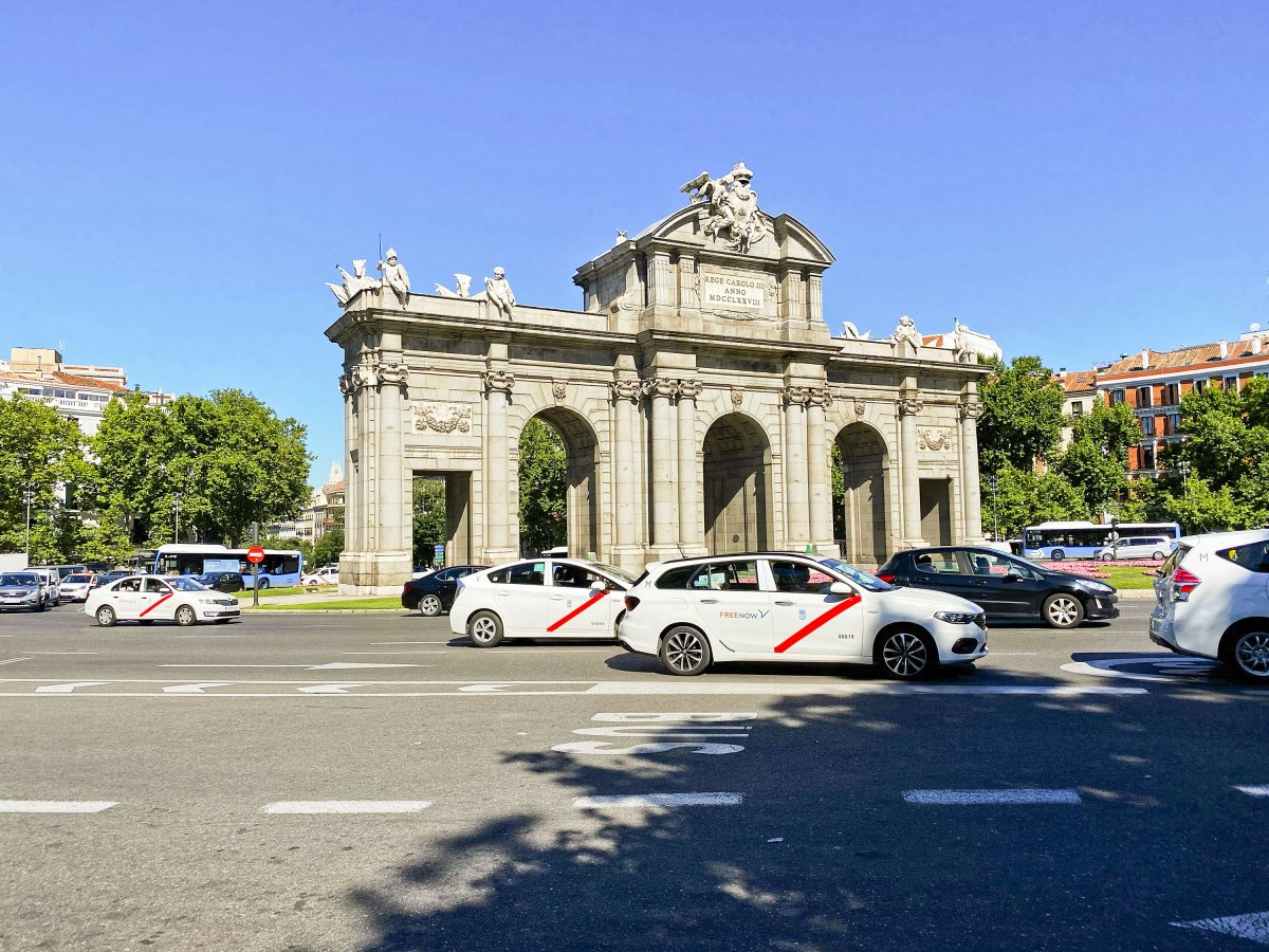 La Puerta de Alcalá, de Madrid. Una de les ciutats on es concentren els turistes recurrents