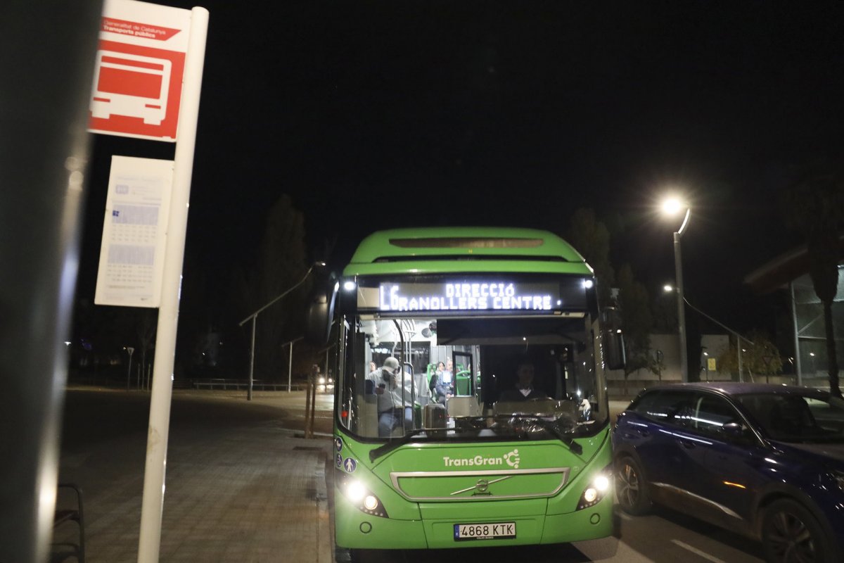 Un autobús urbà de Transgran a les Franqueses