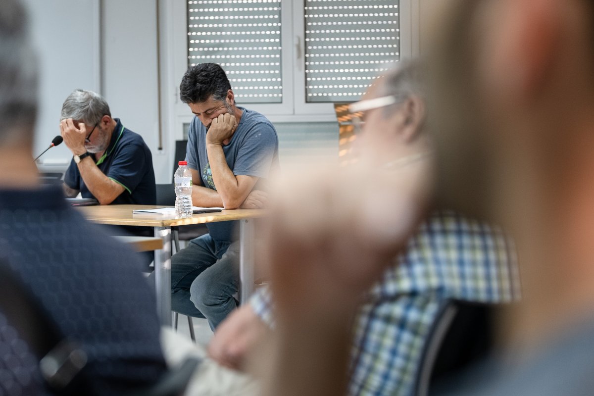 Josep Tió i Albert Mellado, dilluns, durant el ple