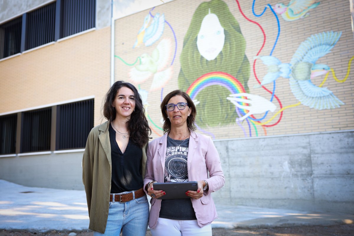 Les regidores de Serveis Personals, Ester Coma i d'Educació,  Elisabet Franquesa van fer la presentació del curs escolar a Vic