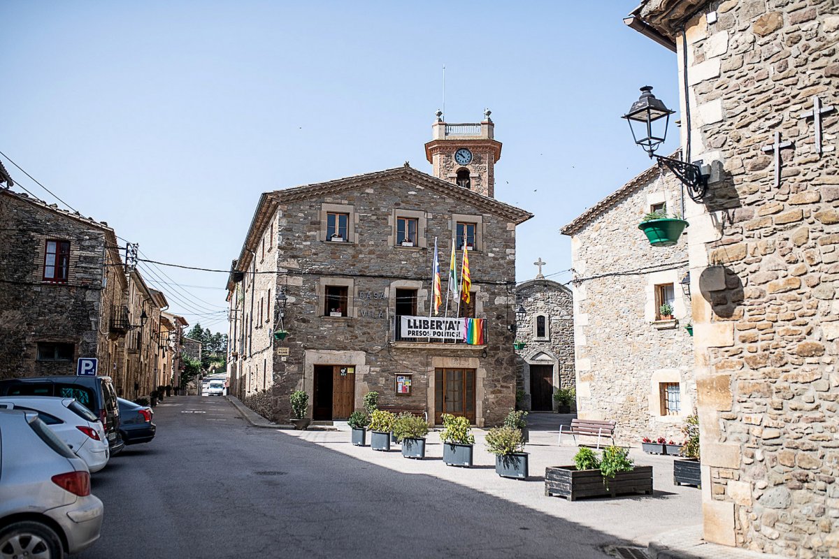 Vista de l'Ajuntament de Collsuspina, en una imatge d'arxiu