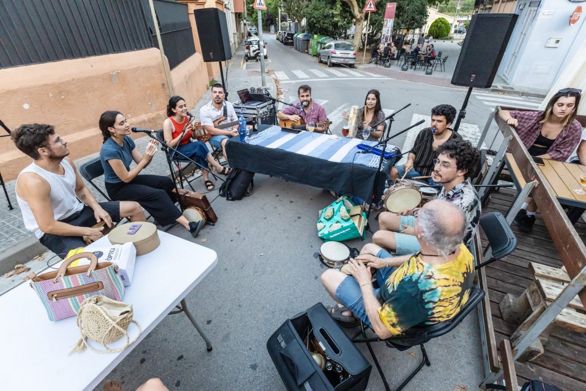 ‘Sardana de bar’ va celebrar la seva última edició, abans de la tardor, al juliol a la terrassa de La Clau de Sant Celoni