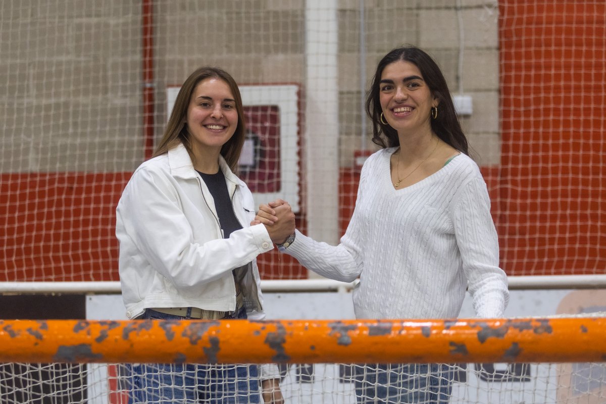 Joana Comas i Maria Anglada, aquest dimarts en el preàmbul de la lliga