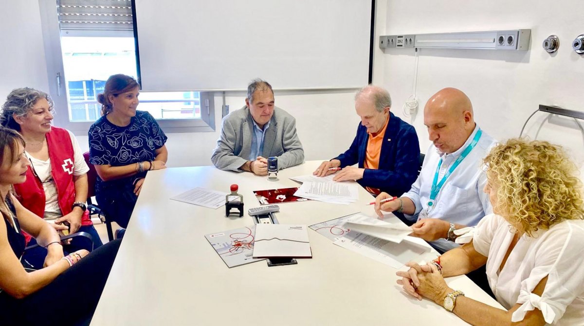 El conveni entre la Creu Roja i l’Hospital de Sant Celoni es va signar dimecres de la setmana passada