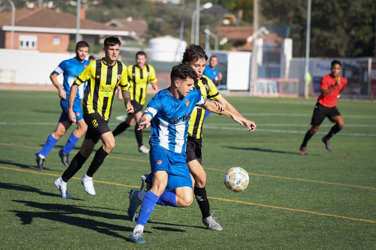 Oriol Vila ha tornat a marcar i és el màxim golejador de l'equip taradellencOriol Vila ha tornat a marcar i és el màxim golejador de l'equip taradellenc