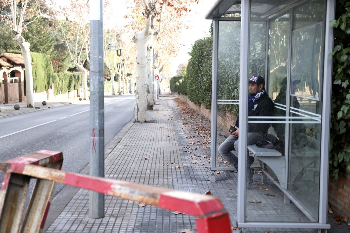 La parada de bus de la carretera de Barcelona, a l'Ametlla