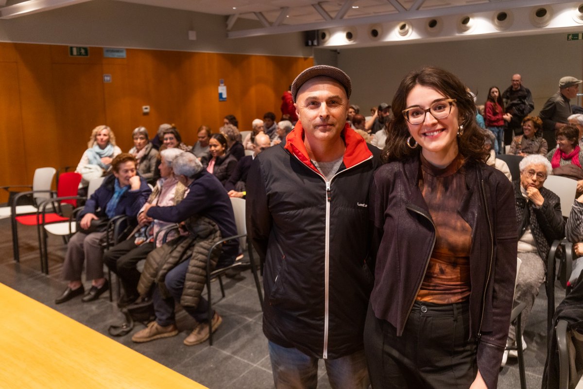 Xef Vila i Marta Rosell, autors del treball, dijous passat a la sala d’actes del Museu del Ter, que es va omplir per a l’ocasió